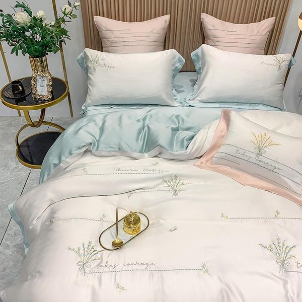 bedding sets set embroidered flowers 100% silk home textile big bed duvet cover sheet pillow case
bedding sets set embroidered flowers 100% silk home textile big bed duvet cover sheet pillow case