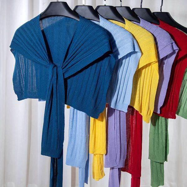 ice silk striped air conditioning scarf korean version fresh collar with shawl, Blue;black
ice silk striped air conditioning scarf korean version fresh collar with shawl, Blue;black