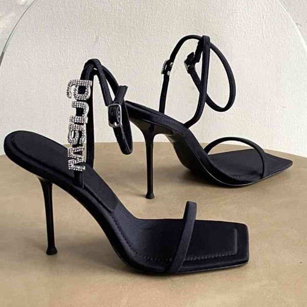 dress shoes sandálias femininas de salto alto quadrado, com letras strass da moda, fivela preta, sexy, stiletto ht5w, Black
dress shoes sandálias femininas de salto alto quadrado, com letras strass da moda, fivela preta, sexy, stiletto ht5w, Black