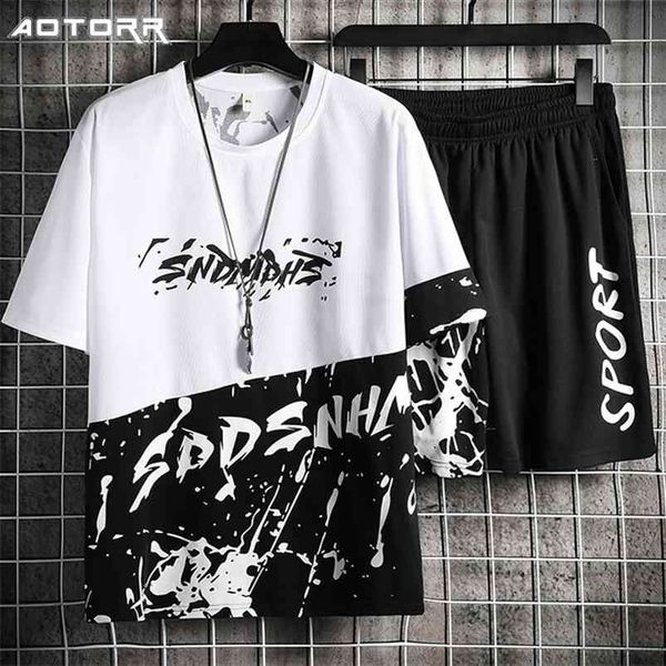 men summer print sets fashion street hip hop short sleeved sportswear suit mens casual sports 2 piece set men 5xl 210806, Gray
men summer print sets fashion street hip hop short sleeved sportswear suit mens casual sports 2 piece set men 5xl 210806, Gray