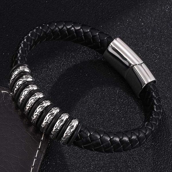 charm bracelets 2021 fashion black weave genuine leather men bracelet male magnetic buckle braided bangles gifts drop st0368, Golden;silver
charm bracelets 2021 fashion black weave genuine leather men bracelet male magnetic buckle braided bangles gifts drop st0368, Golden;silver