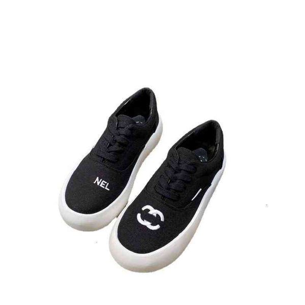 half baotou canvas sho summer breathable half support single thick soled elevated casual lazy people pedal slippers women, Black;white
half baotou canvas sho summer breathable half support single thick soled elevated casual lazy people pedal slippers women, Black;white