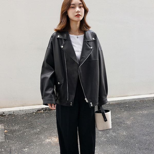 2021 motorcycle leather spring new short bf solid loose black jackets for women mo49, Black;brown
2021 motorcycle leather spring new short bf solid loose black jackets for women mo49, Black;brown