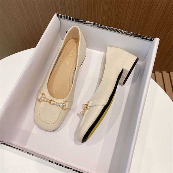 leather single shoes women's autumn soft leather comfortable and versatile small leather shoes square head shallow mouth low, Black
leather single shoes women's autumn soft leather comfortable and versatile small leather shoes square head shallow mouth low, Black