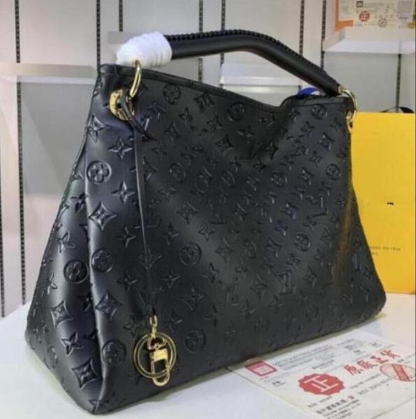 loui vuttonings luxury designers bags wallets purse f2 lady high capacity womens shopping bags crossbody shoulder bag women handbags, Red;black
loui vuttonings luxury designers bags wallets purse f2 lady high capacity womens shopping bags crossbody shoulder bag women handbags, Red;black