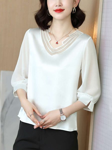 luxury and spring new chiffon lace shirt women's with satin medium sleeve loose t-shirt 2021, White
luxury and spring new chiffon lace shirt women's with satin medium sleeve loose t-shirt 2021, White
