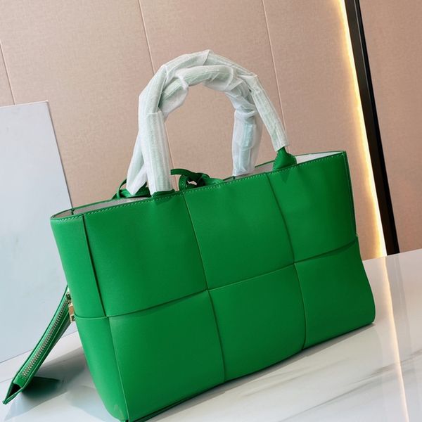 designer totes bag handbag ladies luxury tote handbags fashion genuine leather different styles high-capacity evening party
designer totes bag handbag ladies luxury tote handbags fashion genuine leather different styles high-capacity evening party