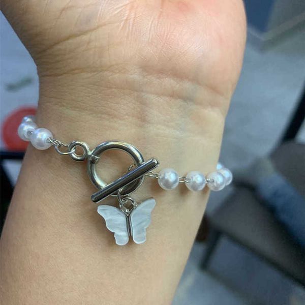japan and south korea ins xiaozhong chaoxian butterfly pendant pearl bracelet feminine temperament ot clasp friend student hand jewelry, Golden;silver
japan and south korea ins xiaozhong chaoxian butterfly pendant pearl bracelet feminine temperament ot clasp friend student hand jewelry, Golden;silver