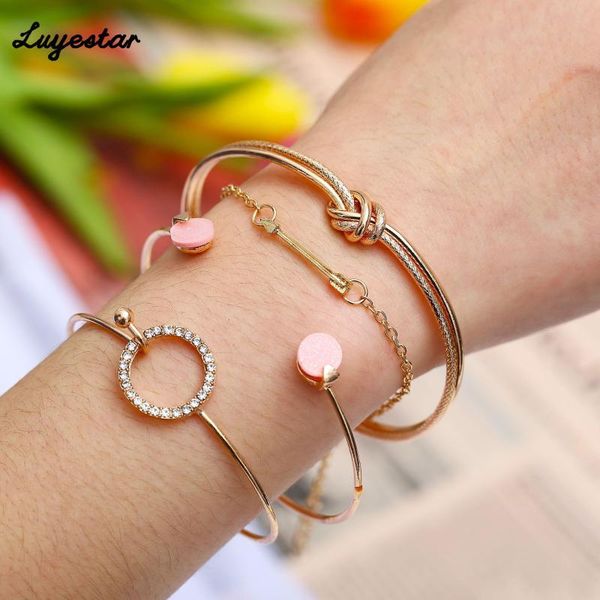 charm bracelets women's four-piece bracelet pink stone circle knotted summer must-have 2021 fashion for women, Golden;silver
charm bracelets women's four-piece bracelet pink stone circle knotted summer must-have 2021 fashion for women, Golden;silver
