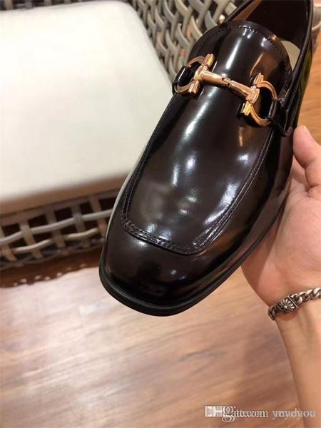 2020 new fashion designers slip on leather pointed toe men luxury dress shoes business wedding oxfords formal shoes for male big size 38-45, Black
2020 new fashion designers slip on leather pointed toe men luxury dress shoes business wedding oxfords formal shoes for male big size 38-45, Black