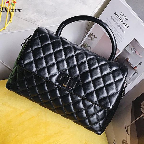 evening bags doranmi diamond lattice handbag for women 2021 designed chic handle bag female shoulder bolsa djb1020
evening bags doranmi diamond lattice handbag for women 2021 designed chic handle bag female shoulder bolsa djb1020