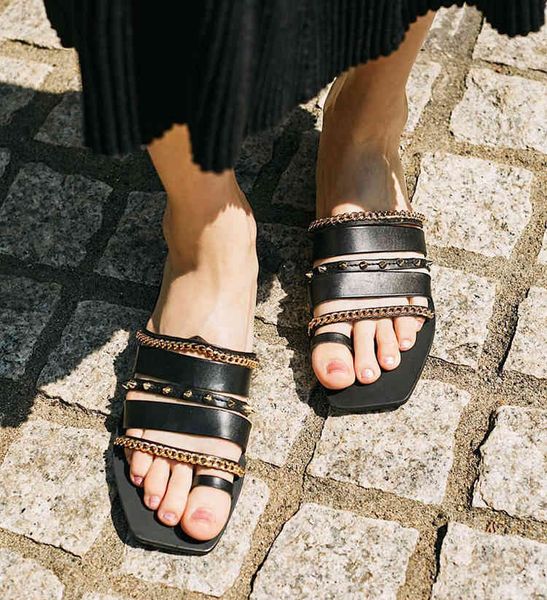 exotic style with super good-looking objects new fashion chain flat heeled slippers in summer 2020 yw yw, Black
exotic style with super good-looking objects new fashion chain flat heeled slippers in summer 2020 yw yw, Black
