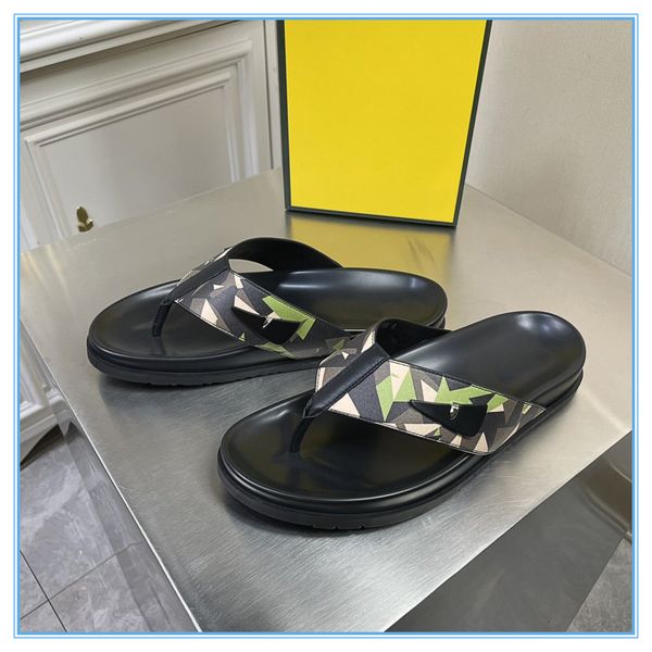 2021ss fashion trend slippers summer luxury men beach big head slippers designer real leather flat sandals camouflage bath men slippers size, Black
2021ss fashion trend slippers summer luxury men beach big head slippers designer real leather flat sandals camouflage bath men slippers size, Black