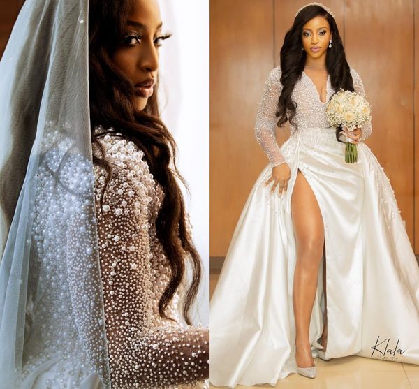 2022 bride gown plus size saudi arabic dubai sparkly luxurious wedding bridal dresses pearls sheer v-neck new robe de mariage, White
2022 bride gown plus size saudi arabic dubai sparkly luxurious wedding bridal dresses pearls sheer v-neck new robe de mariage, White