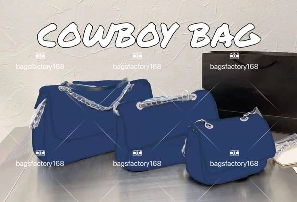 luxury classic design vintage denim tie-dyed one-shoulder bag chain with rhomboid pattern postman package distressed alphabet handbag high q
luxury classic design vintage denim tie-dyed one-shoulder bag chain with rhomboid pattern postman package distressed alphabet handbag high q