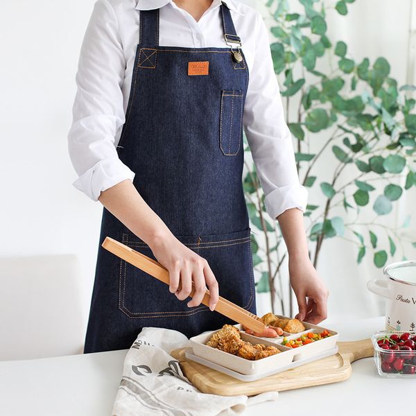 denim oil proof cooking smock kitchen household men's and women's aprons can wipe hands
denim oil proof cooking smock kitchen household men's and women's aprons can wipe hands