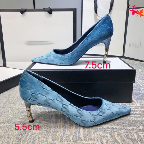 2021 good quality fashion women luxurys designers shoes designer sandals womens luxury high heels sandal dress shoess with box size 35-41 -n, Black
2021 good quality fashion women luxurys designers shoes designer sandals womens luxury high heels sandal dress shoess with box size 35-41 -n, Black
