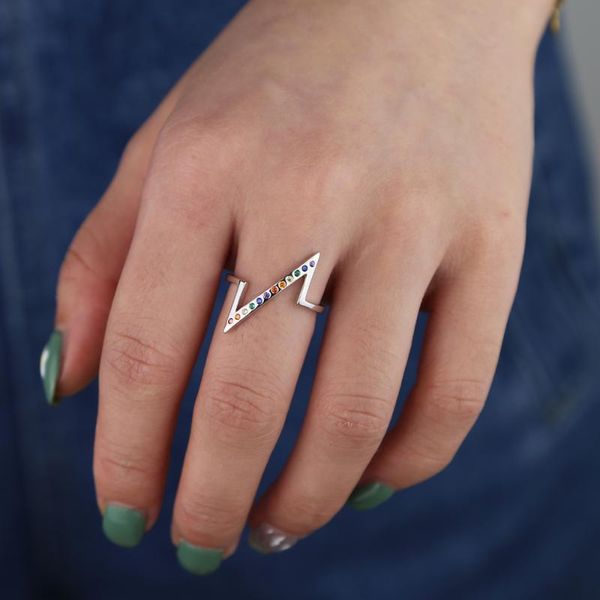 wedding rings plain silver z-shaped finger ring with colorful cz paved tiny band women gift, Slivery;golden
wedding rings plain silver z-shaped finger ring with colorful cz paved tiny band women gift, Slivery;golden