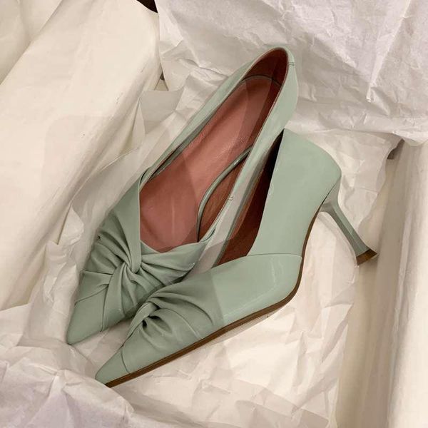 high heel shoes women's pumps full grain leather pointed toe thin high heels pleated beauty lady dating women pumps, Black
high heel shoes women's pumps full grain leather pointed toe thin high heels pleated beauty lady dating women pumps, Black