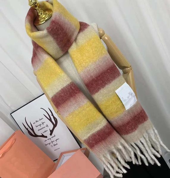gradient scarf designers classic letter long shawl women soft silk wool cashmere scarves with high qualtiy, Blue;gray
gradient scarf designers classic letter long shawl women soft silk wool cashmere scarves with high qualtiy, Blue;gray