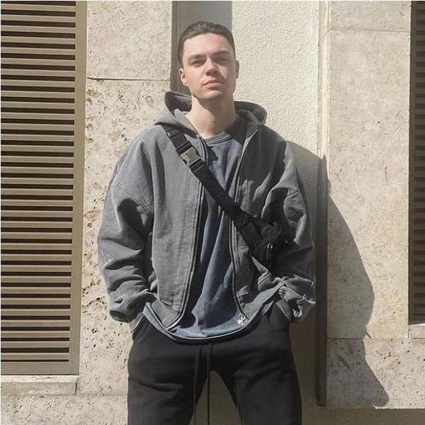 men's hoodies & sweatshirts 22ss basic payment 100% cotton oversized represent men women high street spirng autumn wholesale clothes pa, Black
men's hoodies & sweatshirts 22ss basic payment 100% cotton oversized represent men women high street spirng autumn wholesale clothes pa, Black