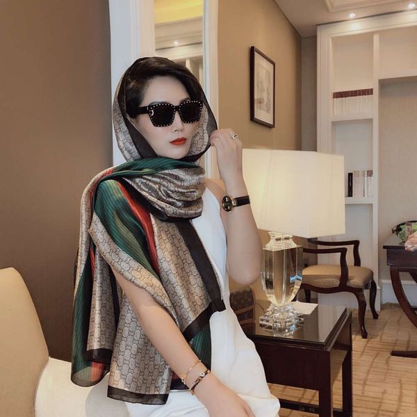 new high-end women's korean silk printed long temperament letter spring summer shawl beach scarves, Blue;black
new high-end women's korean silk printed long temperament letter spring summer shawl beach scarves, Blue;black