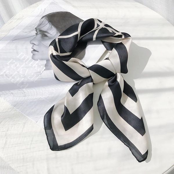 scarves ins simulation silk scarf small square female wild thin section retro stripes korean black tied bag striped letters, Blue;gray
scarves ins simulation silk scarf small square female wild thin section retro stripes korean black tied bag striped letters, Blue;gray