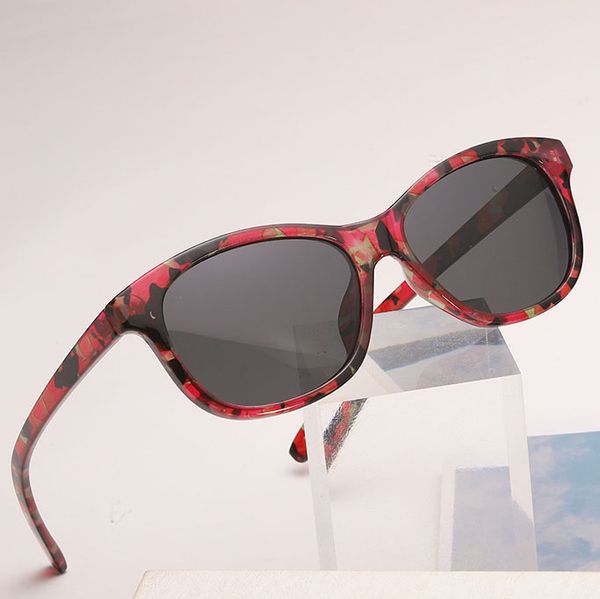 real film polarized sunglasses for women men surfing sun glasses riding sunglass nice dazzle color eyeglass in usa polarizing goggles vintag, White;black
real film polarized sunglasses for women men surfing sun glasses riding sunglass nice dazzle color eyeglass in usa polarizing goggles vintag, White;black