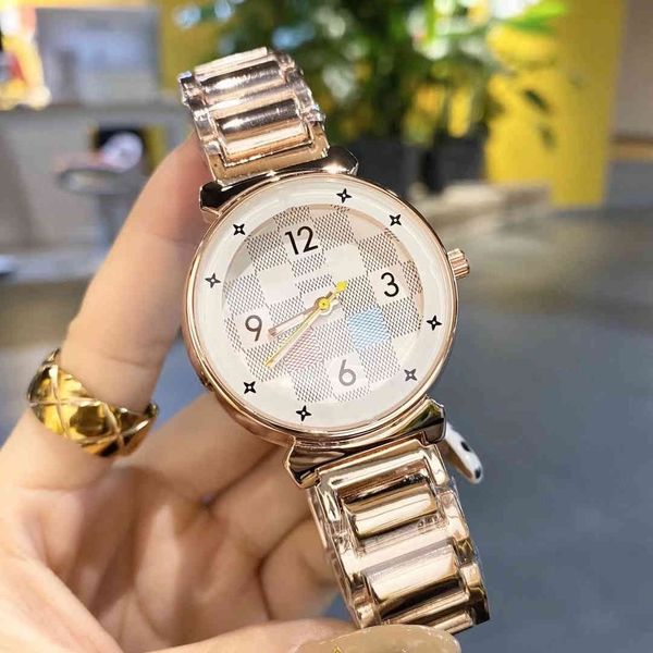 2021 three pin series quartz watch fashion watch luxury men l v watch steel straps, Slivery;brown
2021 three pin series quartz watch fashion watch luxury men l v watch steel straps, Slivery;brown