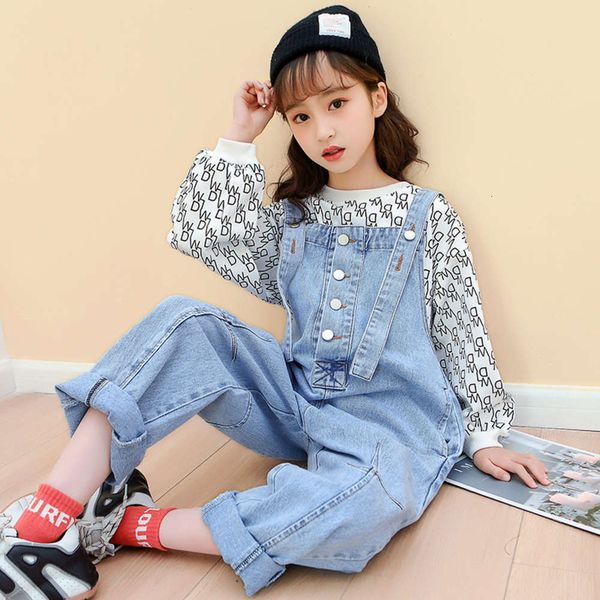 suspenders children's suit trumpet jeans light blue straight girls' denim wide leg harem pants
suspenders children's suit trumpet jeans light blue straight girls' denim wide leg harem pants