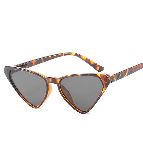 sunglasses cross border european and american women's triangle cat's eye fashion net red same retro 5195, Blue
sunglasses cross border european and american women's triangle cat's eye fashion net red same retro 5195, Blue