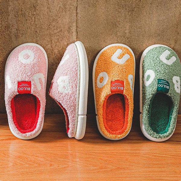 slippers 2021 women shoes plush fleece fur non slip thick soled house autunm winter warm home indoor cotton, Black
slippers 2021 women shoes plush fleece fur non slip thick soled house autunm winter warm home indoor cotton, Black