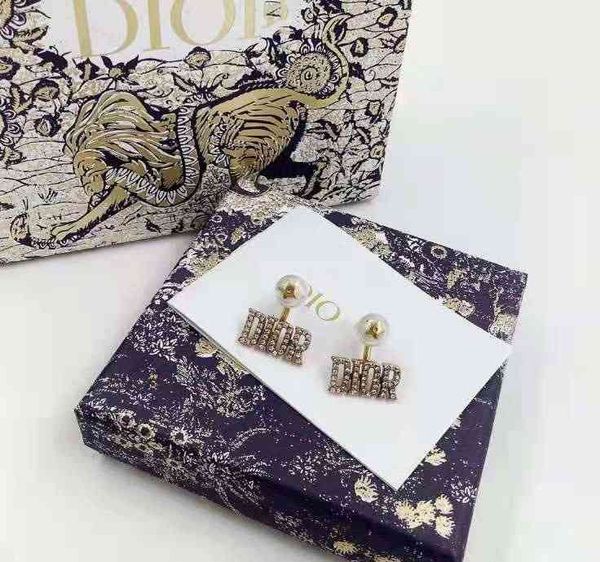 luxury designer fashion 21 back family earrings do d jewelry letter products of hanging star, Red;brown
luxury designer fashion 21 back family earrings do d jewelry letter products of hanging star, Red;brown