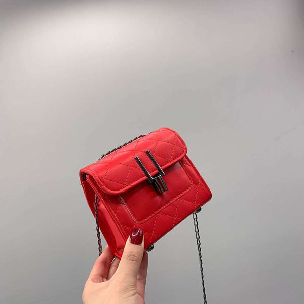 hbp fashion mini fragrance 2021 new trendy foreign style messenger and lingge chain bag
hbp fashion mini fragrance 2021 new trendy foreign style messenger and lingge chain bag