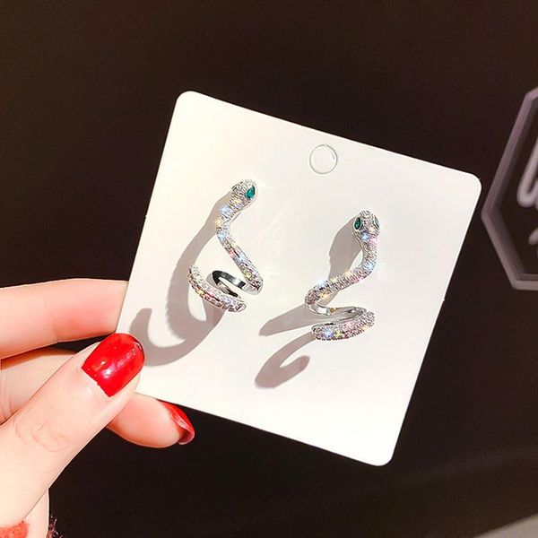 stud 2021 zircon inlaid shiny pendant ladies earrings snake shape elegant fashion jewelry, Golden;silver
stud 2021 zircon inlaid shiny pendant ladies earrings snake shape elegant fashion jewelry, Golden;silver