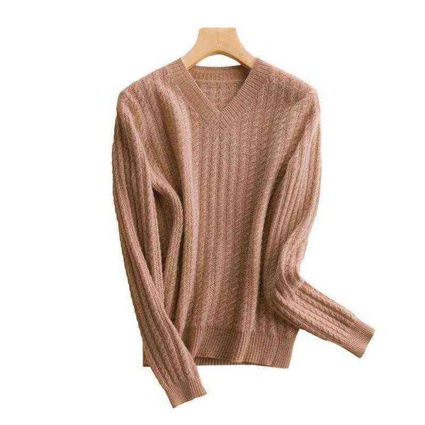 autumn and winter v-neck sweater women's long sleeved loose twist thickened solid cashmere knitted bottomed, White;black
autumn and winter v-neck sweater women's long sleeved loose twist thickened solid cashmere knitted bottomed, White;black