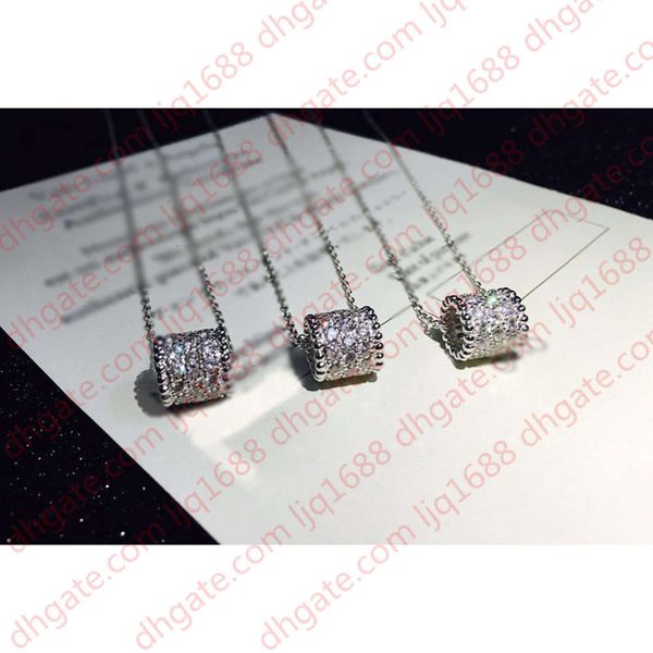 2020 new cylinder clover full diamond 18k silver necklace for women fashion designer brand jewelry for women with box
2020 new cylinder clover full diamond 18k silver necklace for women fashion designer brand jewelry for women with box