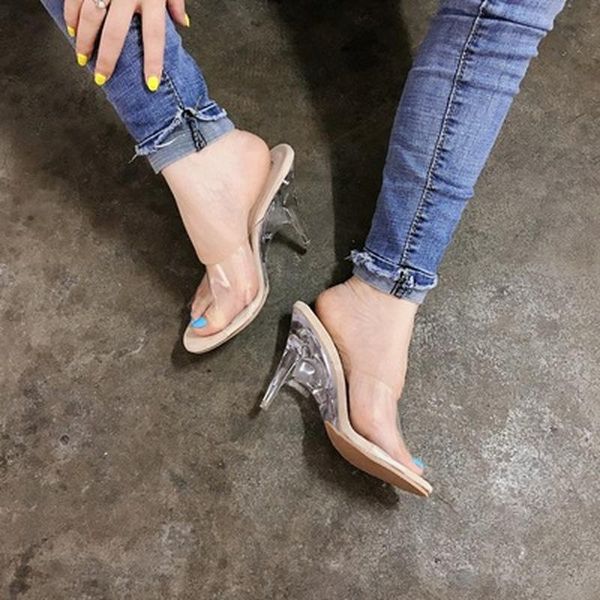 sandals 2021 large size summer transparent wedge heel slippers female snake pattern crystal women shoes, Black
sandals 2021 large size summer transparent wedge heel slippers female snake pattern crystal women shoes, Black