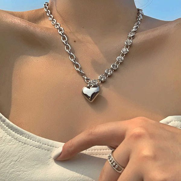 love shining zircon mosaic necklace metal chain cool style hip hop women's summer xury neck ornament, Silver
love shining zircon mosaic necklace metal chain cool style hip hop women's summer xury neck ornament, Silver
