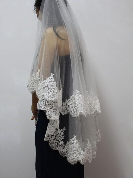 bridal veils sequins lace 2 layers short wedding veil with comb cover face white ivory blusher accessories 2021, Black
bridal veils sequins lace 2 layers short wedding veil with comb cover face white ivory blusher accessories 2021, Black