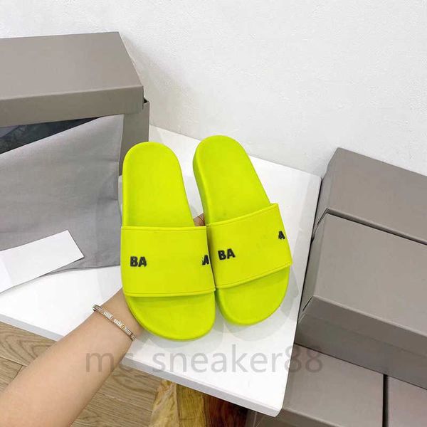 2021 mens womens sandals slippers slide summer fashion wide flat slipper flip flops size 36-45 zlh voa9, Black
2021 mens womens sandals slippers slide summer fashion wide flat slipper flip flops size 36-45 zlh voa9, Black