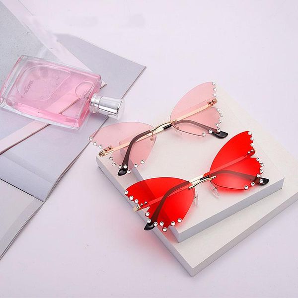 sunglasses 2021 fashion frameless butterfly rhinestone ladies steampunk designer retro glasses, White;black
sunglasses 2021 fashion frameless butterfly rhinestone ladies steampunk designer retro glasses, White;black