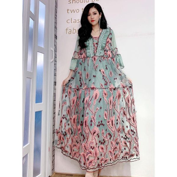 casual dresses women luxury embroidery party dress long elegant vintage floral hk018, Black;gray
casual dresses women luxury embroidery party dress long elegant vintage floral hk018, Black;gray