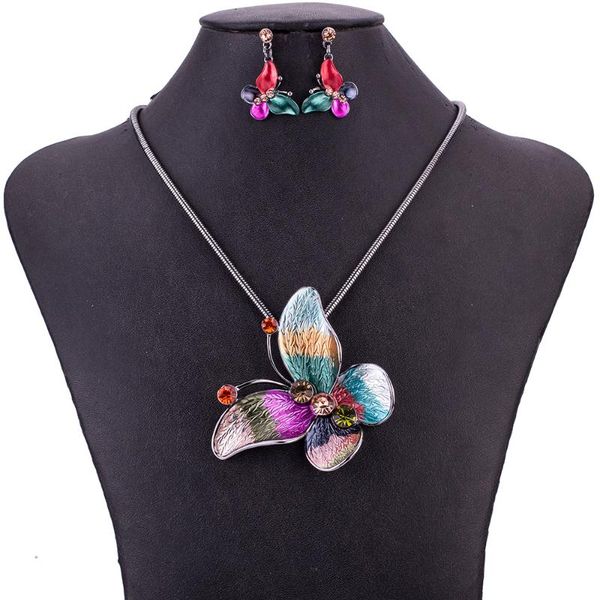 earrings & necklace ms1505078 fashion jewelry sets butterfly rainbow color lead&nickle metal choker set, Silver
earrings & necklace ms1505078 fashion jewelry sets butterfly rainbow color lead&nickle metal choker set, Silver
