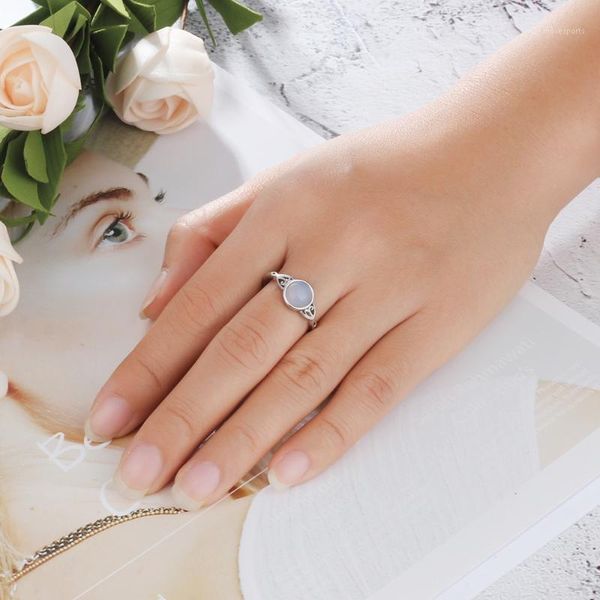 wedding rings silver color finger charm moonstone victorian style round female ring fashion jewelry gift for wife women party1, Slivery;golden
wedding rings silver color finger charm moonstone victorian style round female ring fashion jewelry gift for wife women party1, Slivery;golden