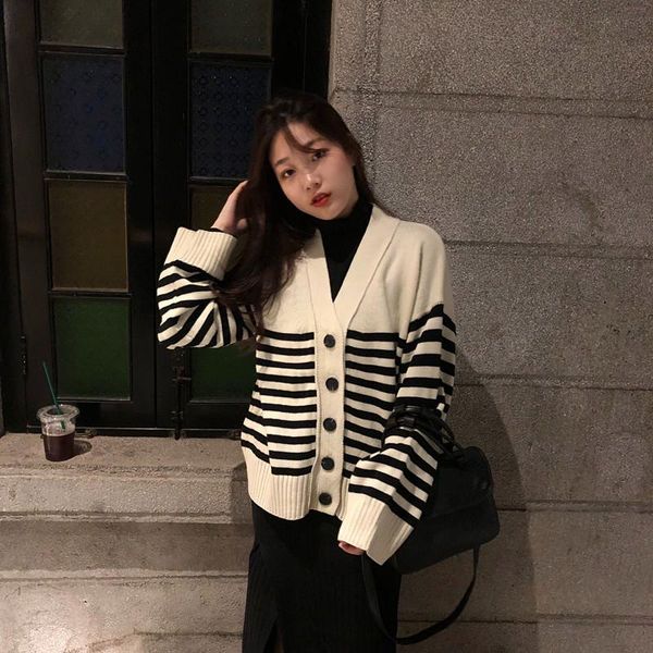 women's sweaters korean striped fashion preppy style v neck full sleeve cardigans sweater women, White;black
women's sweaters korean striped fashion preppy style v neck full sleeve cardigans sweater women, White;black