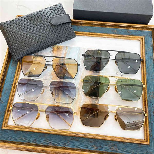 2022 factory wholesale ins fashion metal men's square sunglasses star same women's face small sunglasses bv1012, White;black
2022 factory wholesale ins fashion metal men's square sunglasses star same women's face small sunglasses bv1012, White;black