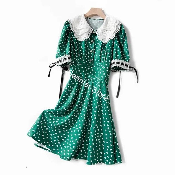 2021 new verde feminino mini vestido de renda peter pan colar corao impresso manga curta sopro a linha bordado rendas-up doce robe roupas ze, Black;gray
2021 new verde feminino mini vestido de renda peter pan colar corao impresso manga curta sopro a linha bordado rendas-up doce robe roupas ze, Black;gray