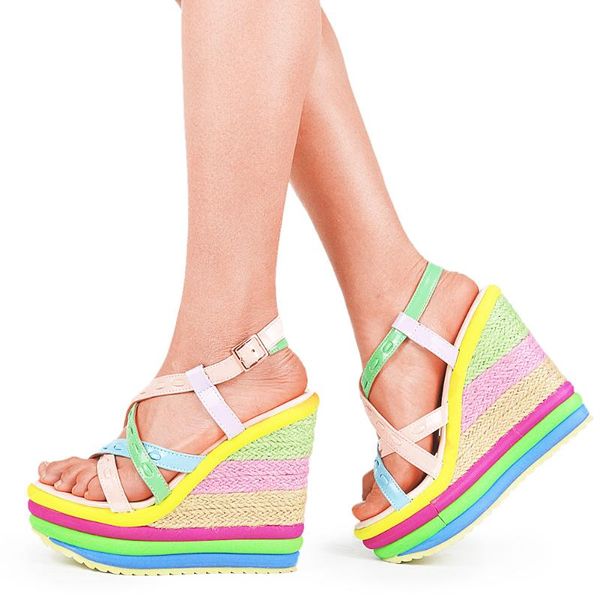 2021 new arrival female sandals buckle strap mixed color platform sandals women wedges casual party fashion shoes woman, Black
2021 new arrival female sandals buckle strap mixed color platform sandals women wedges casual party fashion shoes woman, Black