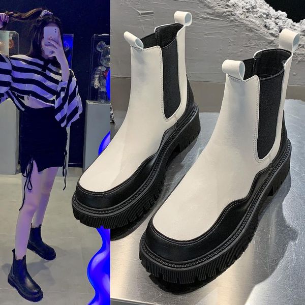 boots 2021 ankle for women thick bottom round toe genuine leather black white all-match botas feminina platform shoes
boots 2021 ankle for women thick bottom round toe genuine leather black white all-match botas feminina platform shoes